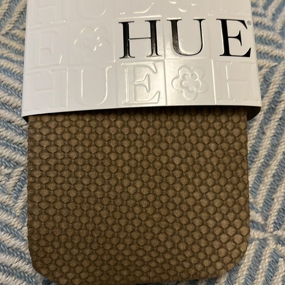 HUE Tights - Size S/M - Sheer Net - Picture 4 of 5